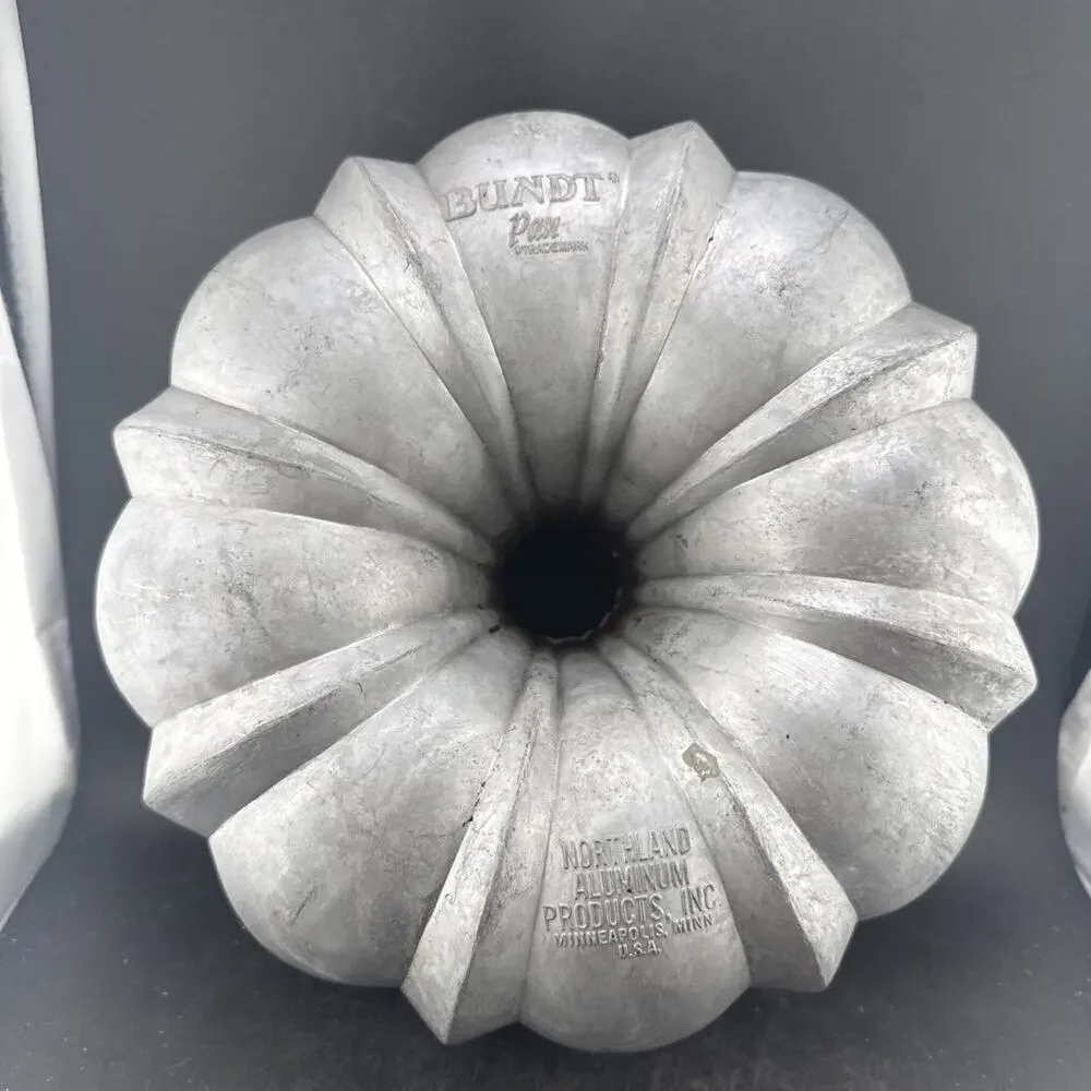 Original Bundt Cake Pan Northland Aluminum Products Minneapolis MINN USA Vintage